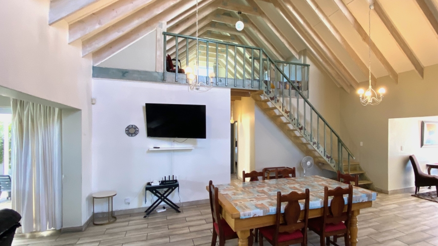 3 Bedroom Property for Sale in Golden Mile Western Cape